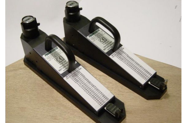 Zero-additional-inertia—needle-attachment-pull-tester